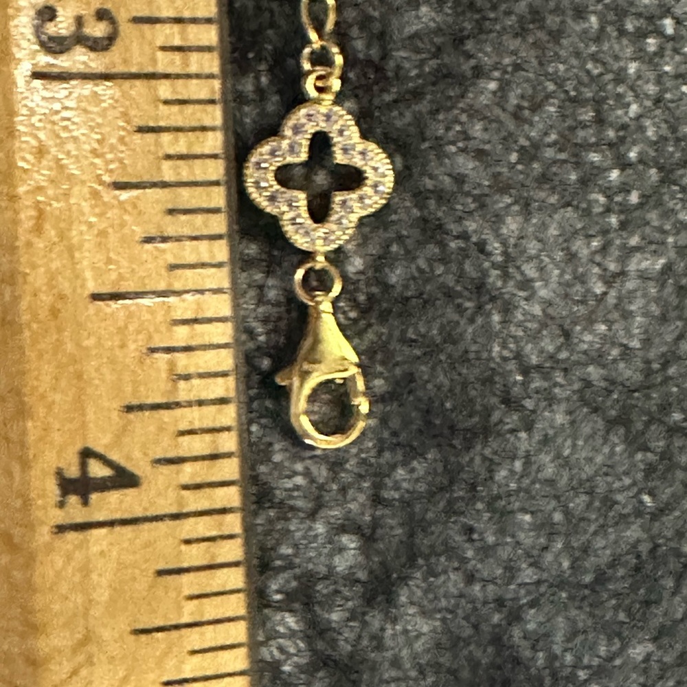 2 inch necklace, extender chain, with lobster lock.
